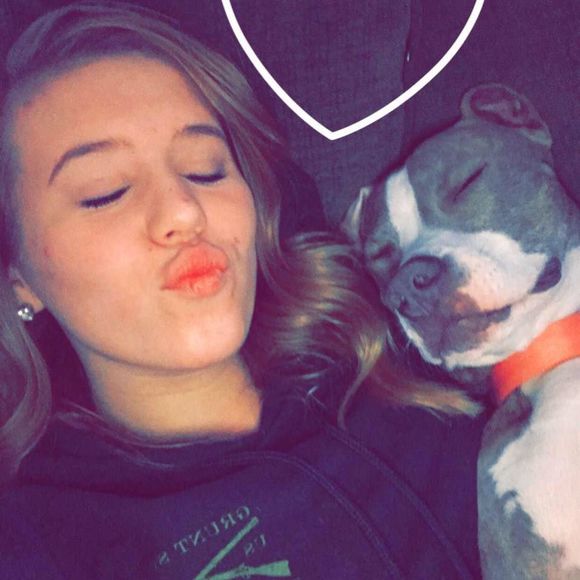 Meet your Posher, Lauren - Picture 1 of 1